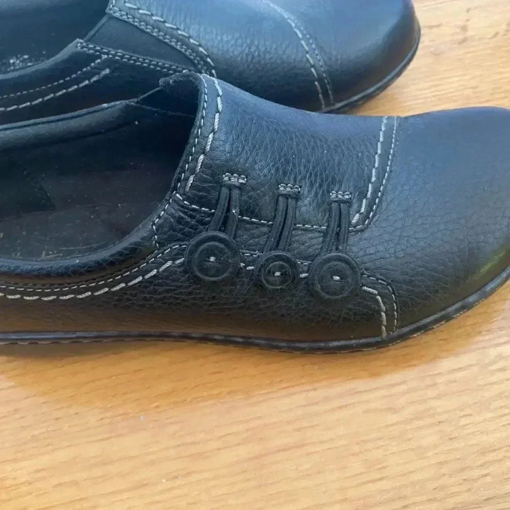 Clarks Black Pebbled Leather Slip Ons